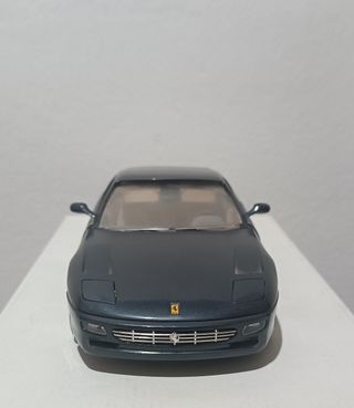 Coche maqueta 