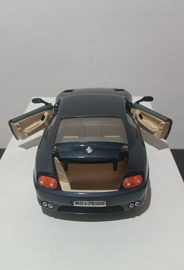 Coche maqueta
