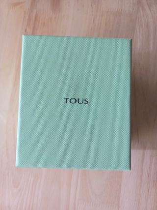Cajas vacías de Tous y bolsita Thomas Sabo
