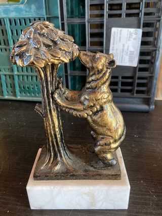 Trofeo Decorativo “El oso y el madroño”