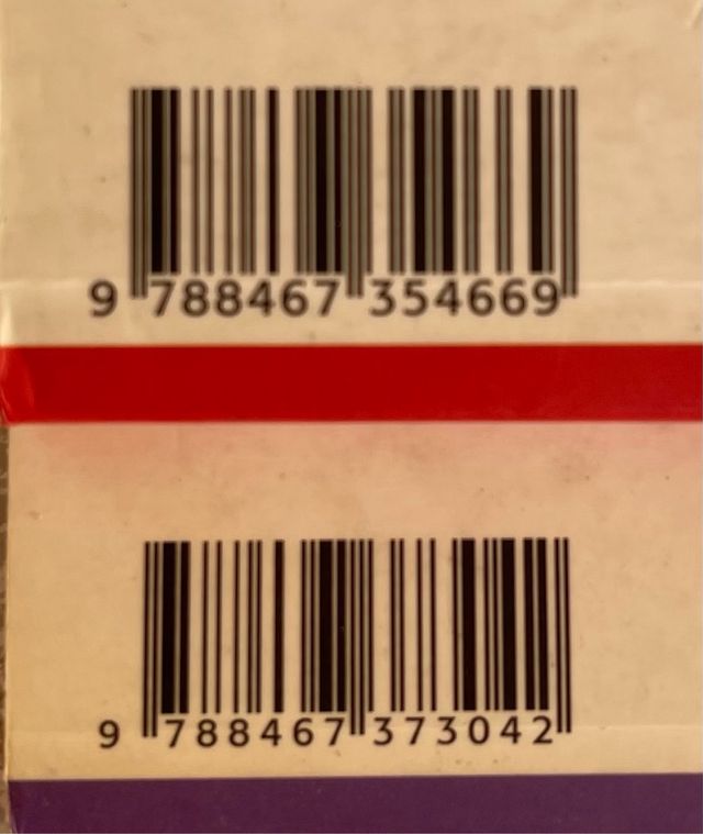 ANTONIA PURPURINA & UNA HISTORIA DE MIEDO O CASI