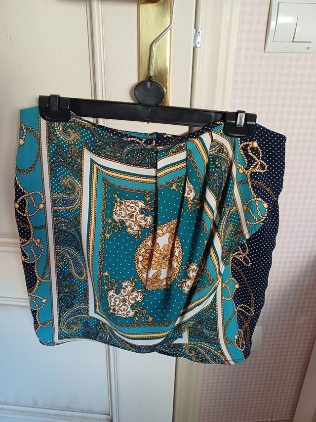 Falda pareo estampado pañuelo