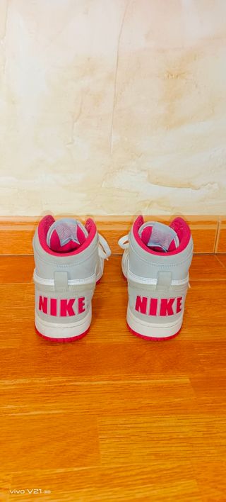 Zapatillas Nike Pink Leather Athletics 