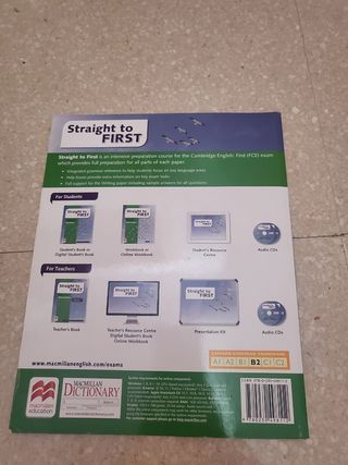Libros inglés straight to first