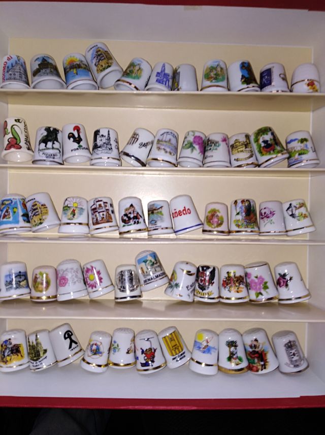 Lote de 225 dedales decorativos