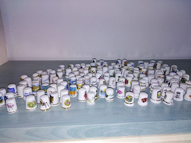 Lote de 225 dedales decorativos