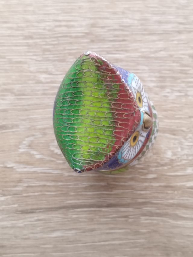 Mocho metálico de decoração