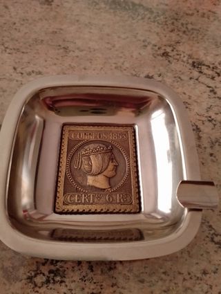 Lote de dos ceniceros de alpaca