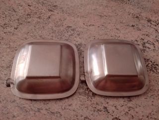 Lote de dos ceniceros de alpaca