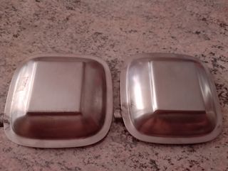 Lote de dos ceniceros de alpaca