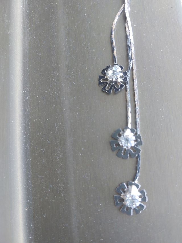 Pendientes largos plateados bisuteria