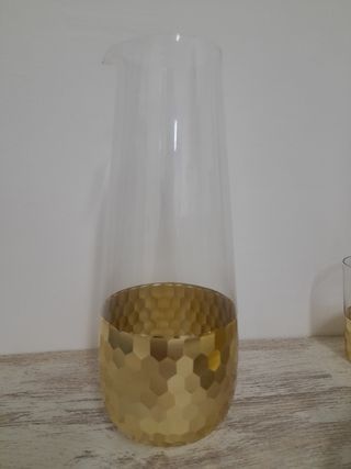 Conjunto de vasos y jarra zara home