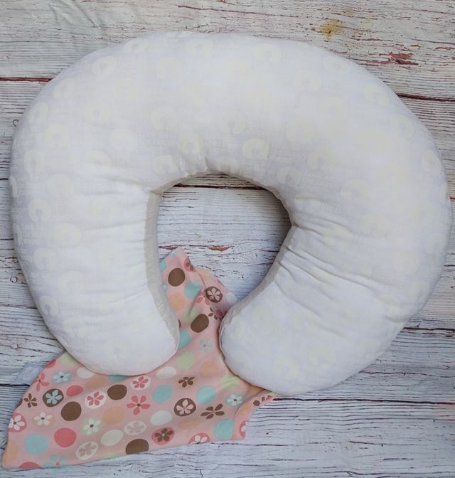Cojin de Lactancia Boppy