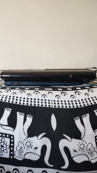 Pack PS3 Super Slim 500 GB y Juegos