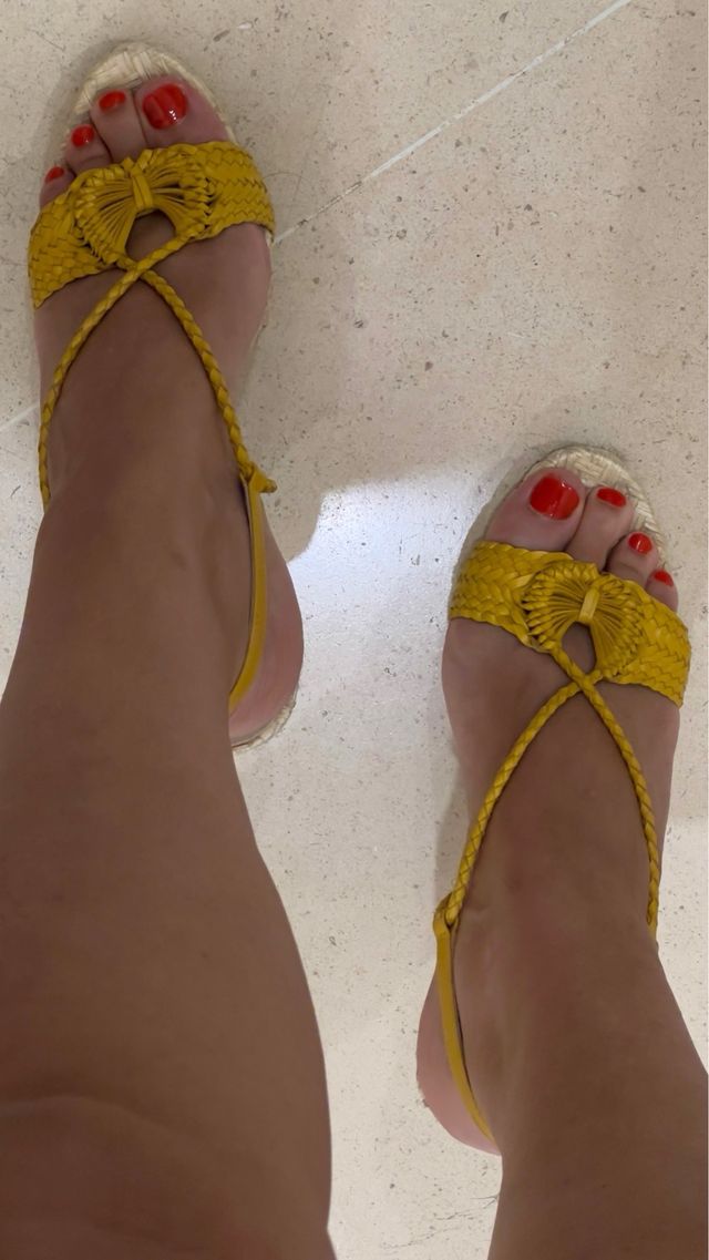 Sandálias amarelas Lanidor