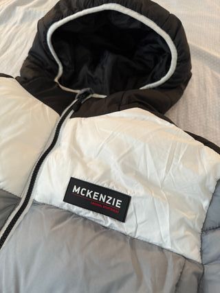 **MUY BIEN** Talla S Chaqueta McKenzie Plumas