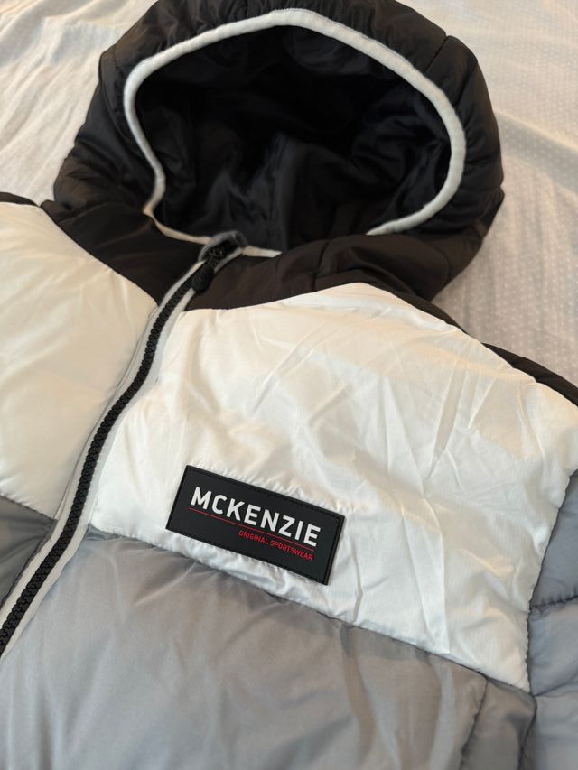 **MUY BIEN** Talla S Chaqueta McKenzie Plumas