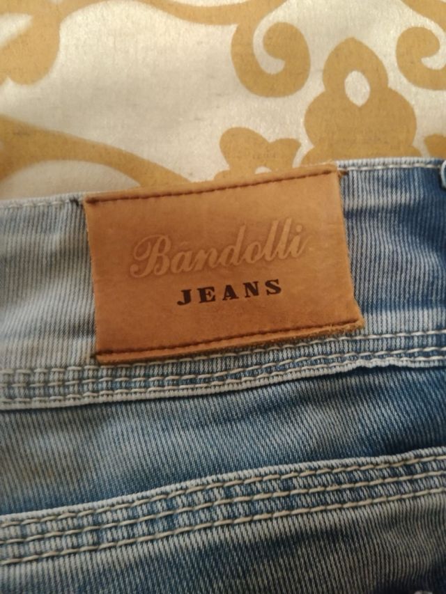 Pantalon vaquero corto