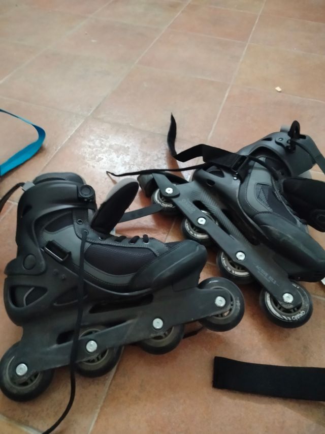 patines en línea y protecciones 