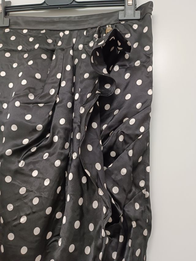 Mini gonna S di seta a puntini bianco e nero, pois