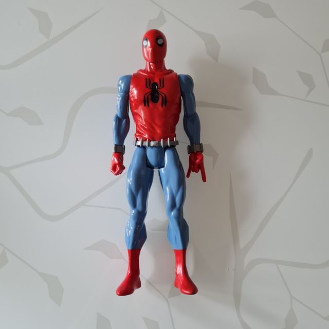 Supereroi Marvel 30 cm