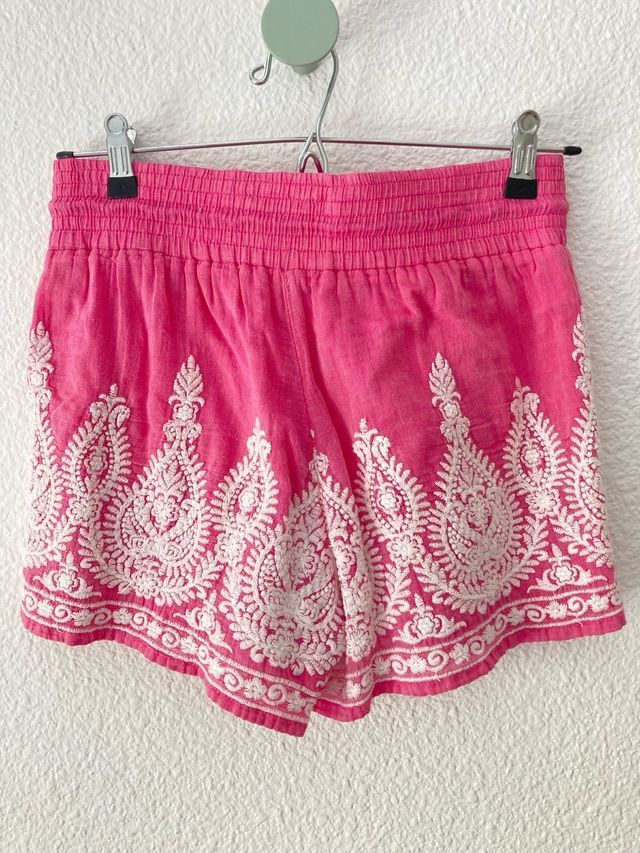 Shorts bordados Oysho