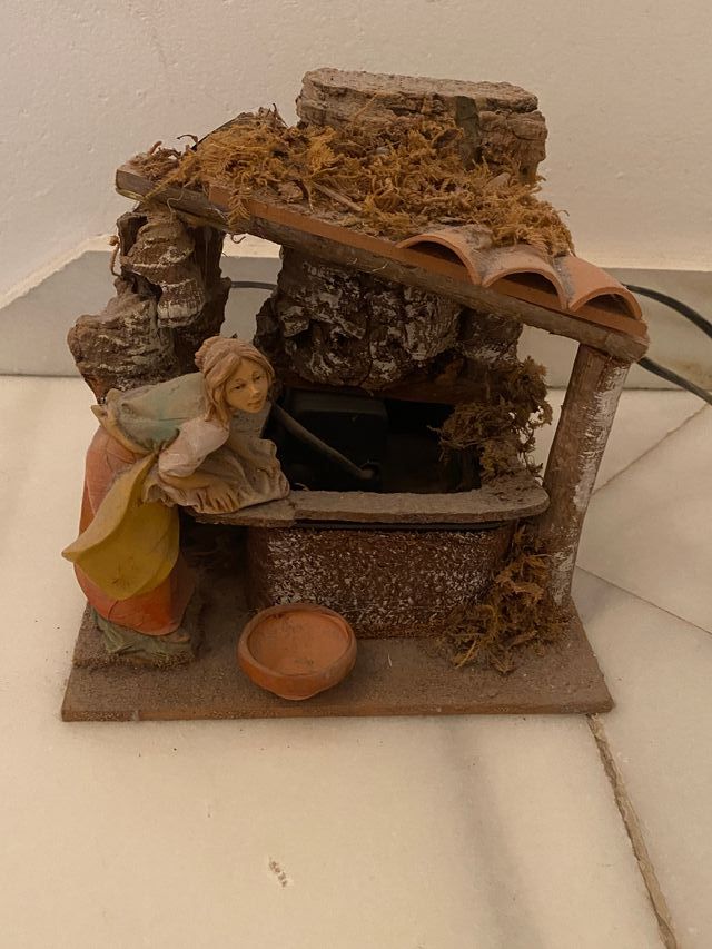 Fuente con motor de agua para belén / nacimiento