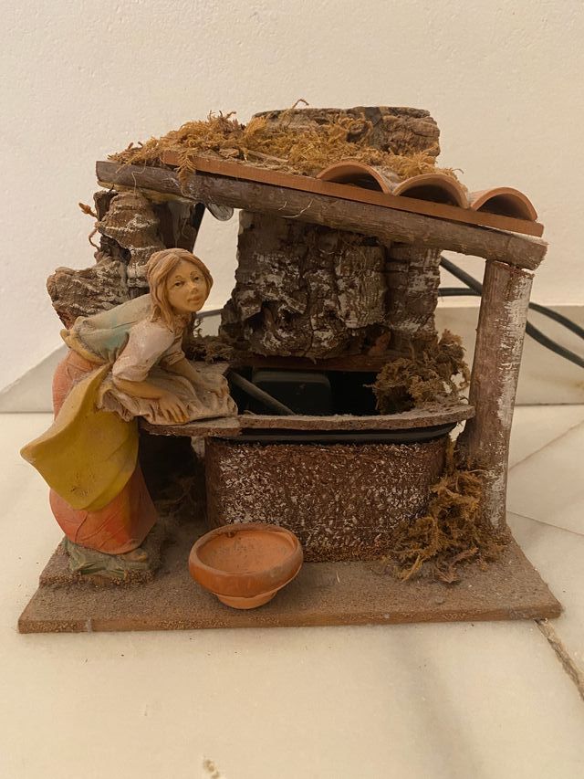 Fuente con motor de agua para belén / nacimiento