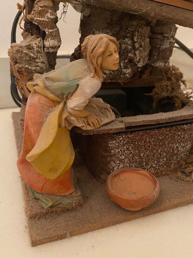 Fuente con motor de agua para belén / nacimiento