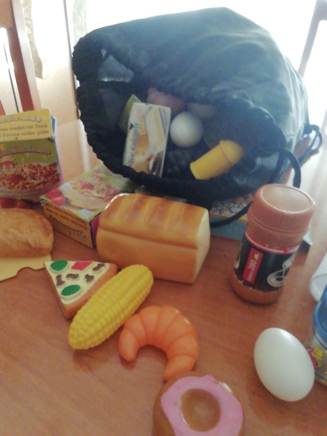 Comida de juguete 