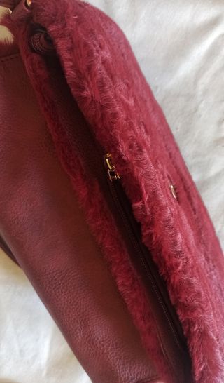 Bolso clutch con bandolera