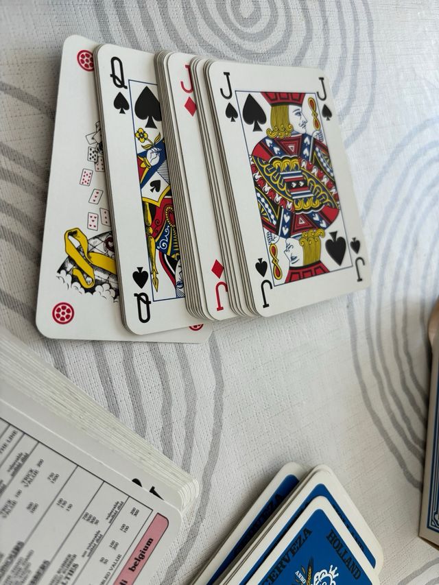 Barajas de naipes franceses: 2