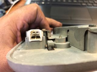Luz techo mazda 323f 1151-308