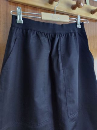 Falda tubo negra Massimo dutti