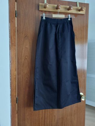 Falda tubo negra Massimo dutti