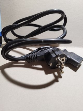 Adaptador de corriente para portátil
