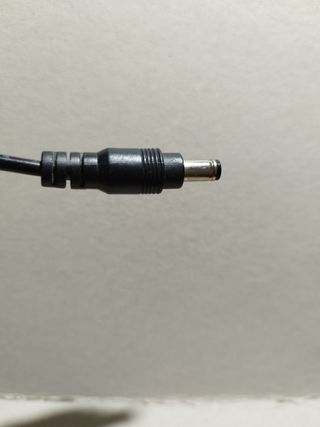 Adaptador de corriente para portátil