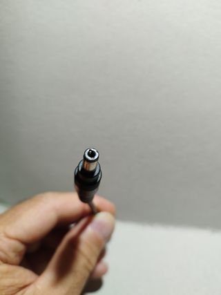 Adaptador de corriente para portátil
