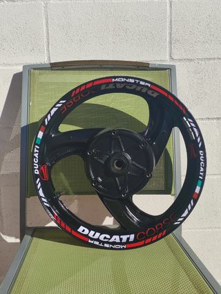Kit pegatinas rueda Ducati Monster