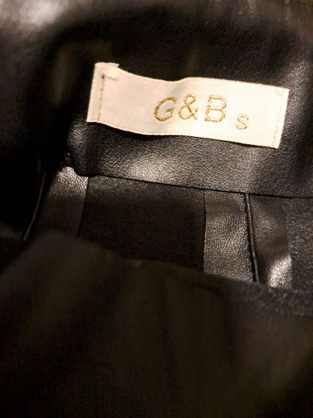 Falda Plisada Tipo Cuero Niña NUEVA