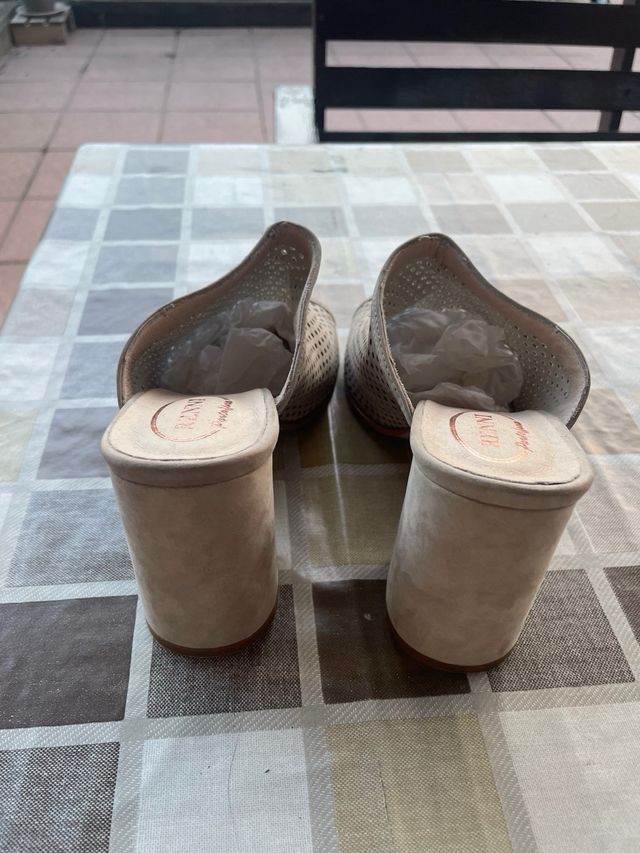 Sabot scamosciate color grigio panna n.38