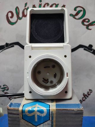 Piaggio 588177 enchufe original