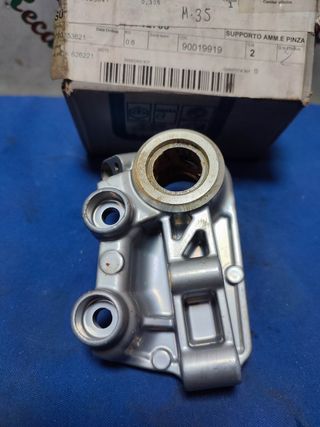 Piaggio Hexagon 150 soporte amortiguador