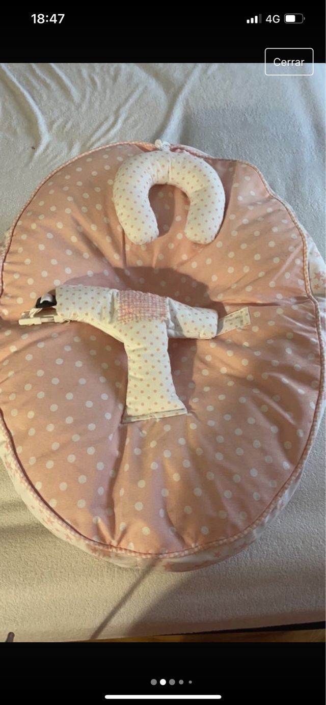 Cojín de lactancia convertible en hamaca bebe