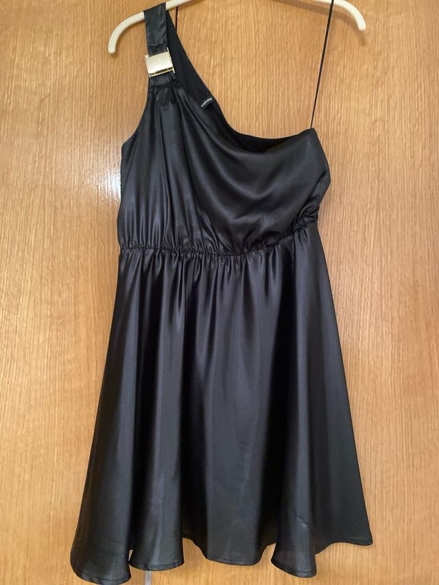 Vestido de fiesta Stradivarius Talla L