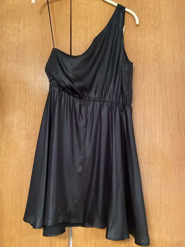 Vestido de fiesta Stradivarius Talla L
