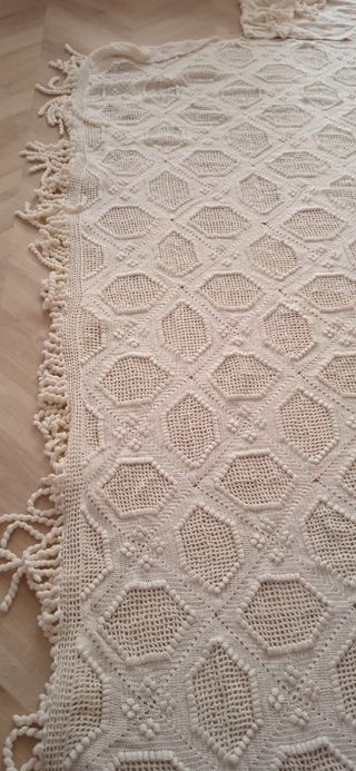 Colcha hecha a mano,ganchillo.