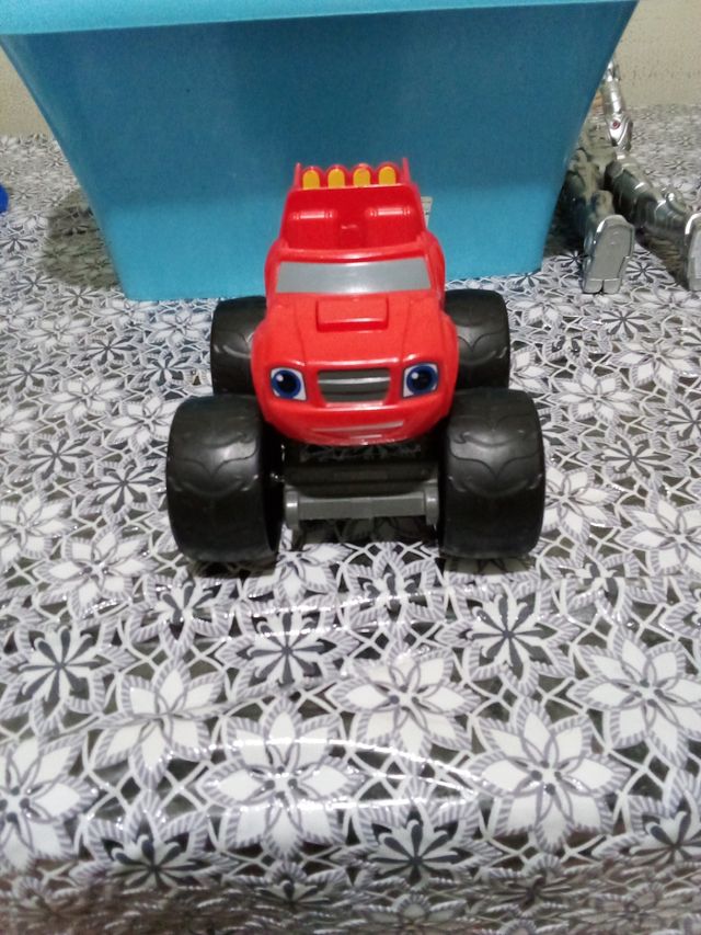 Macchina giocattolo di blaze