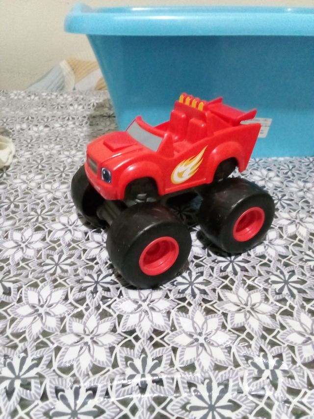 Macchina giocattolo di blaze