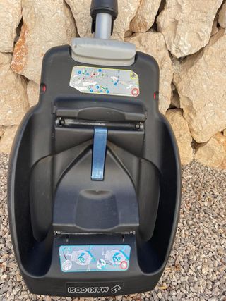 MaxiCosi + Base EasyFix